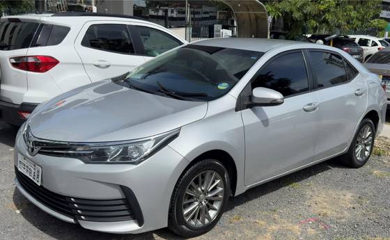 TOYOTA COROLLA 1.8 GLI UPPER 16V FLEX 4P AUTOMÁTICO